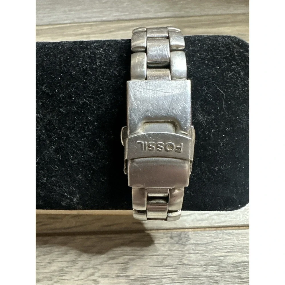 Ladies Fossil Blue Silver Tone Quartz Watch‎ AM-3526
